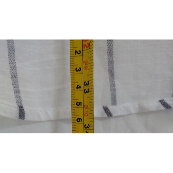 The White Collection Women's Striped Button-Down Shirt Long Sleeves Curved Hem S - Picture 7 of 8